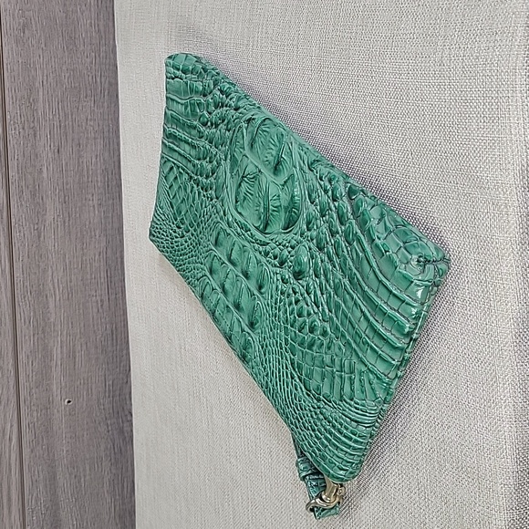 Brahmin Green Croc Embossed Leather Wristlet Clutch Purse - Picture 6 of 11